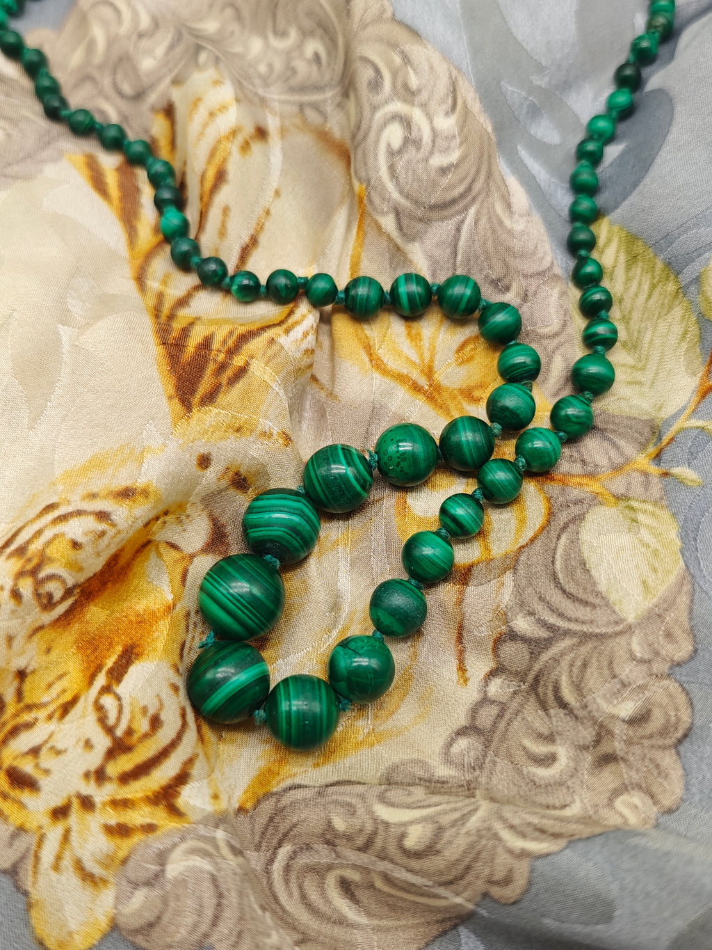 Collana a scalare malachite oro giallo 18 kt vintage donna elegante retro
