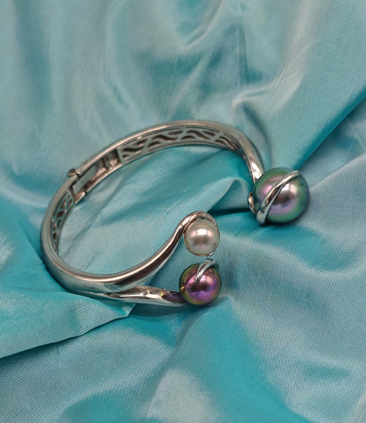 Bracciale rigido argento 925 perle imitazione Tahiti e mari del sud vintage