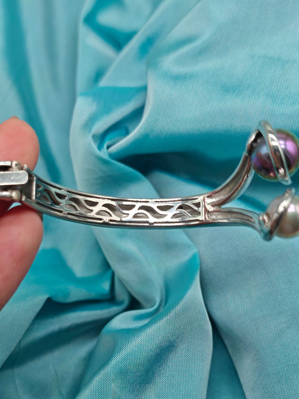 Bracciale rigido argento 925 perle imitazione Tahiti e mari del sud vintage