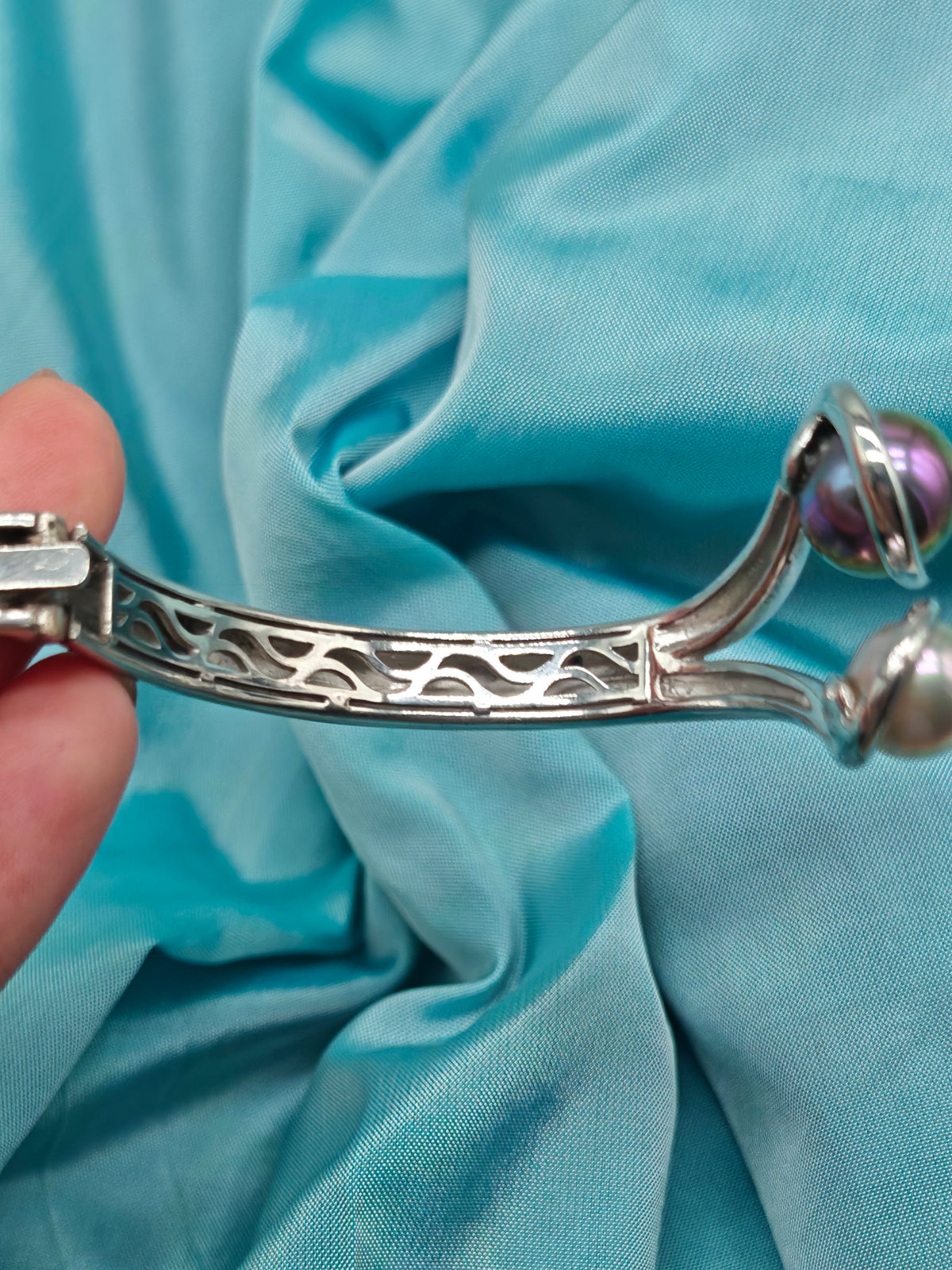 Bracciale rigido argento 925 perle imitazione Tahiti e mari del sud vintage