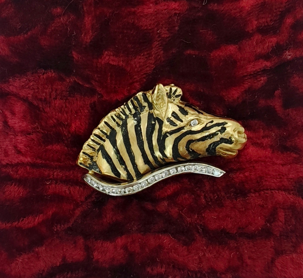 Spilla zebra oro giallo 14 KT e diamanti vintage