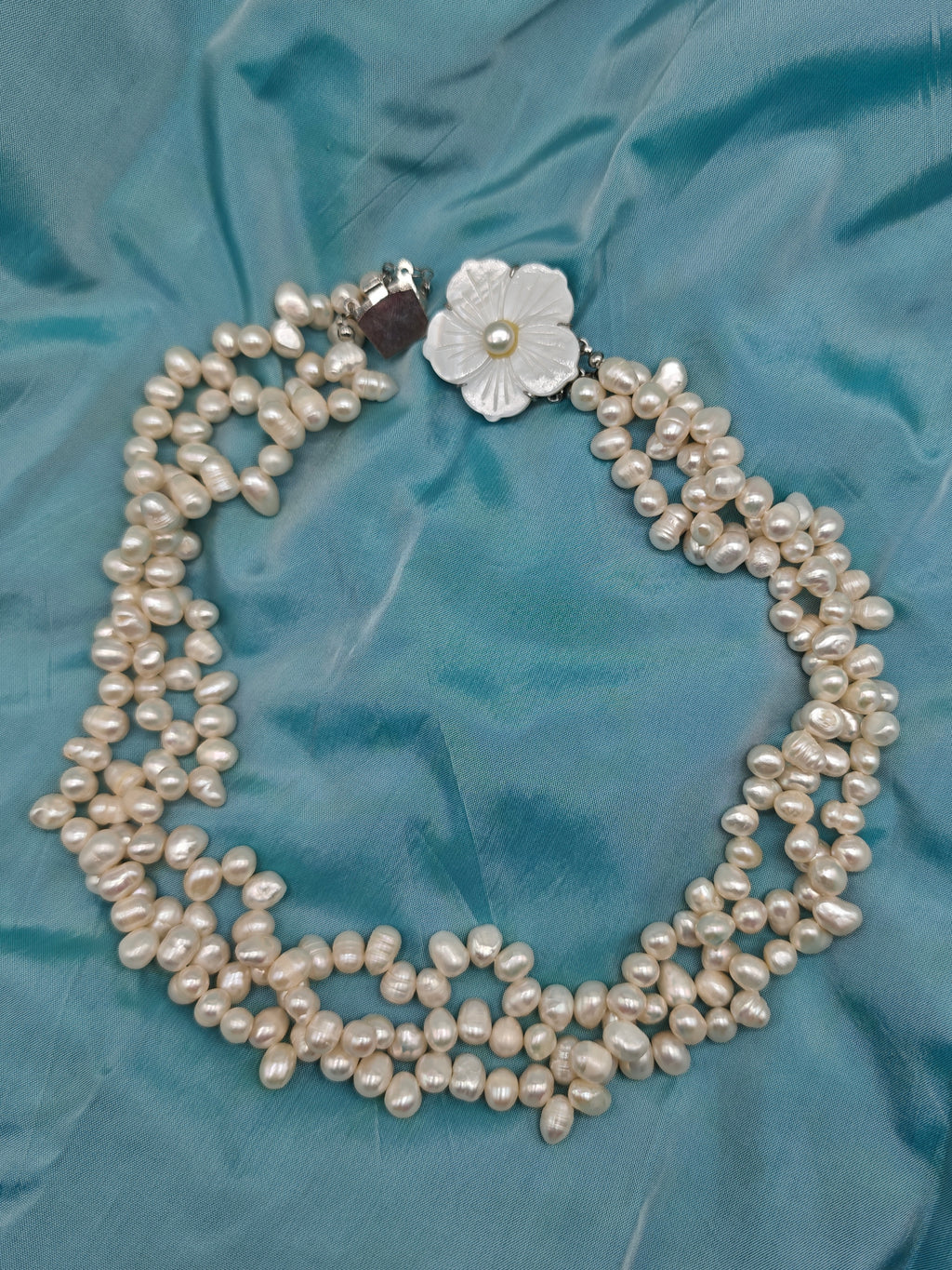 Parure vintage perle coltivate acqua dolce collana e bracciale fiore madreperla acciaio
