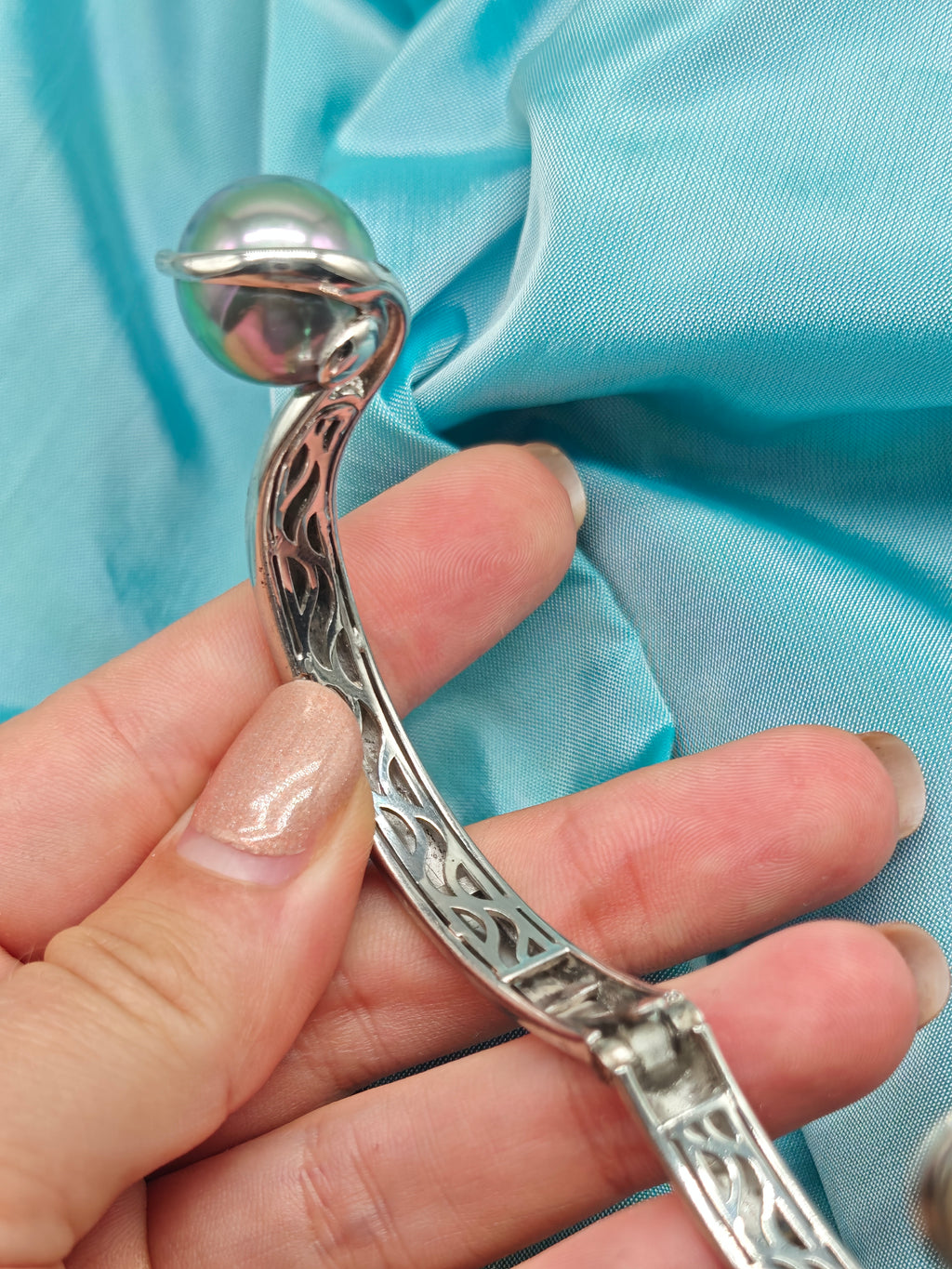 Bracciale rigido argento 925 perle imitazione Tahiti e mari del sud vintage